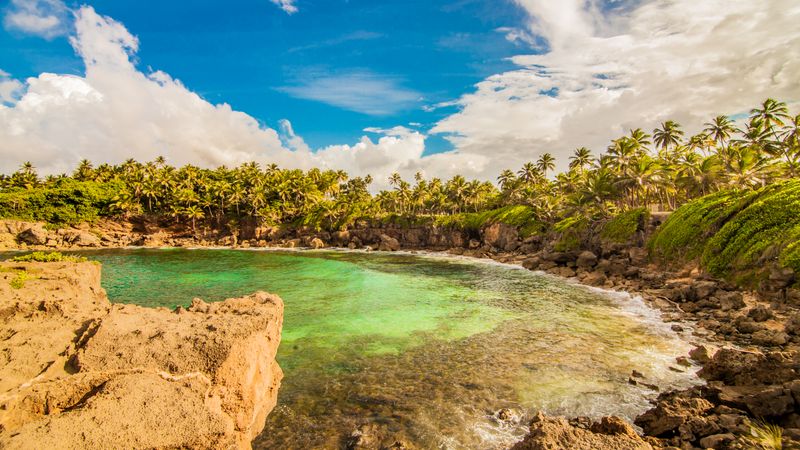 Puerto Rico vs Jamaica: U.S. Convenience, Bio Bays & the Real Difference